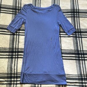 New York & Company periwinkle blue t shirt tunic zipper sides size xs
